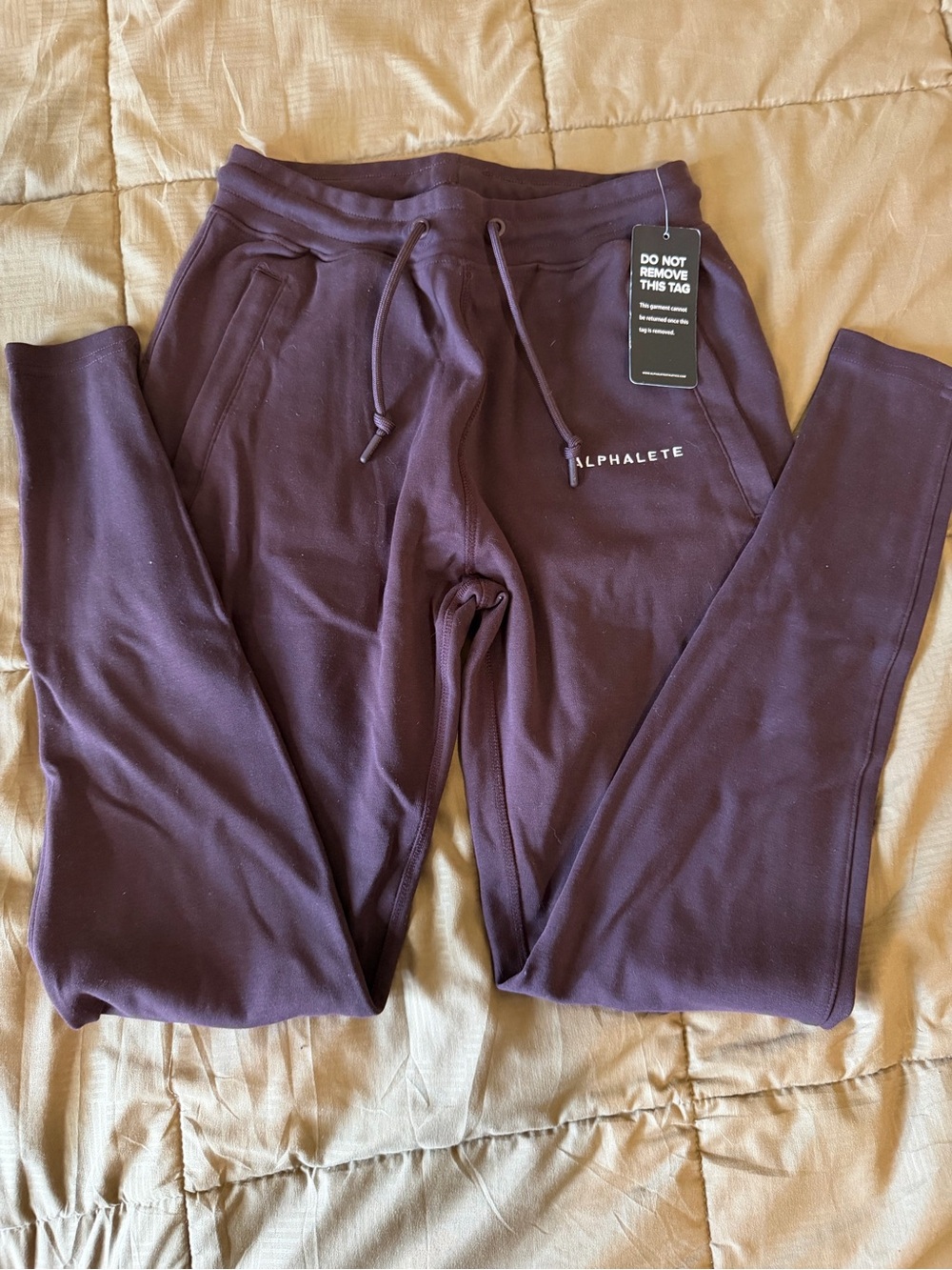Alphalete Joggers: - Drawstring Sweatpants